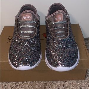 Glitter shoes